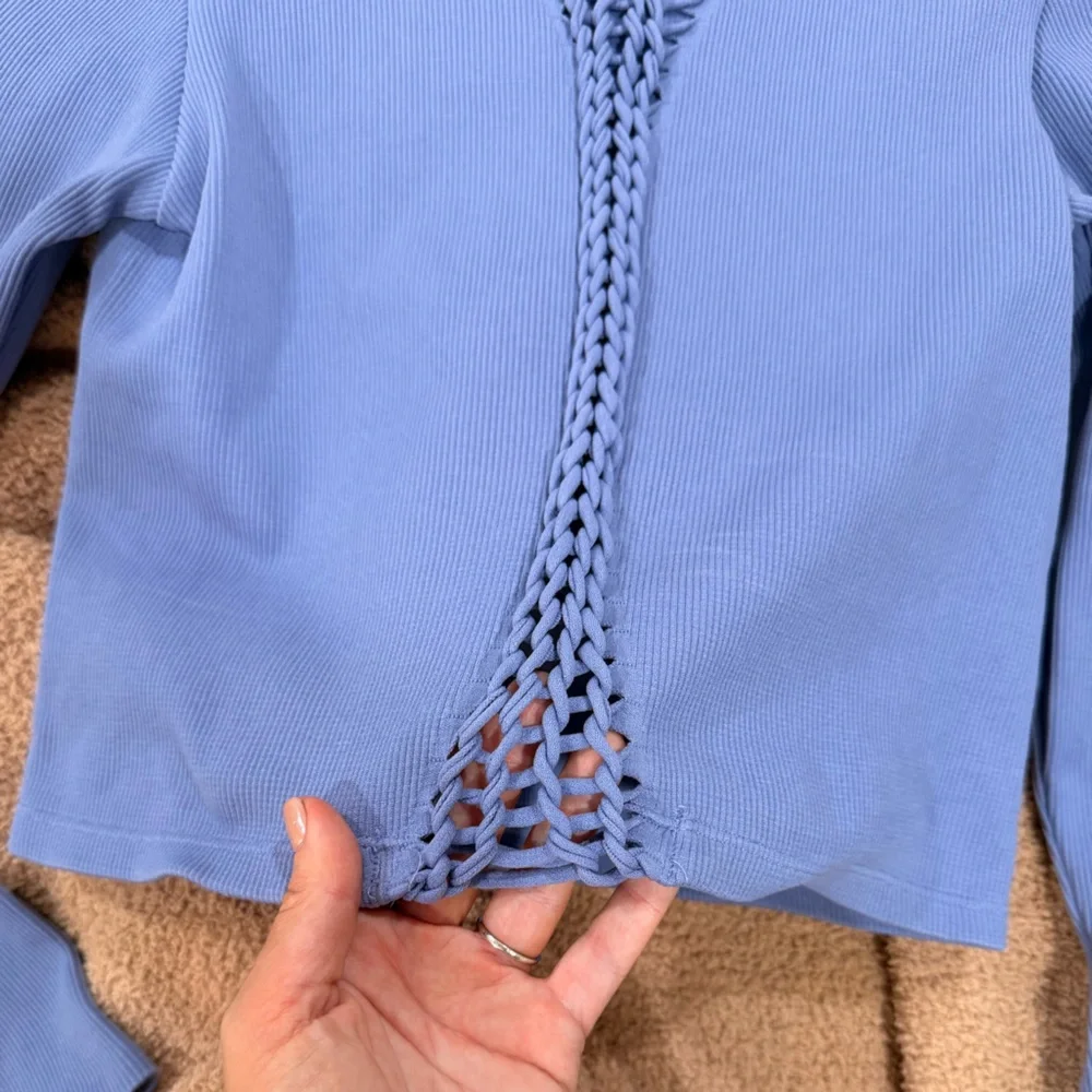 Fabletics Top - Picture 2 of 4